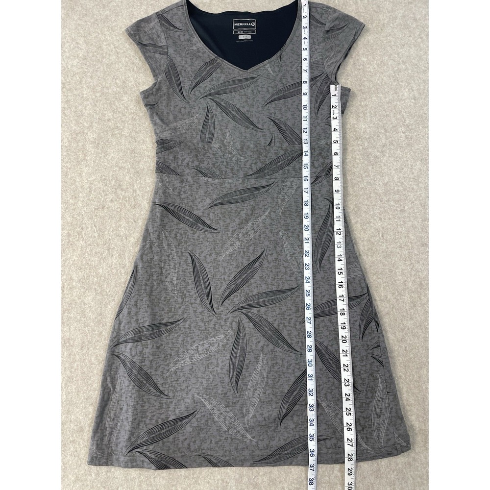 Merrell Opti-Wick Dress Women's Small Grey ShortCap Sleeve V Neck Lined Athletic - Picture 13 of 15